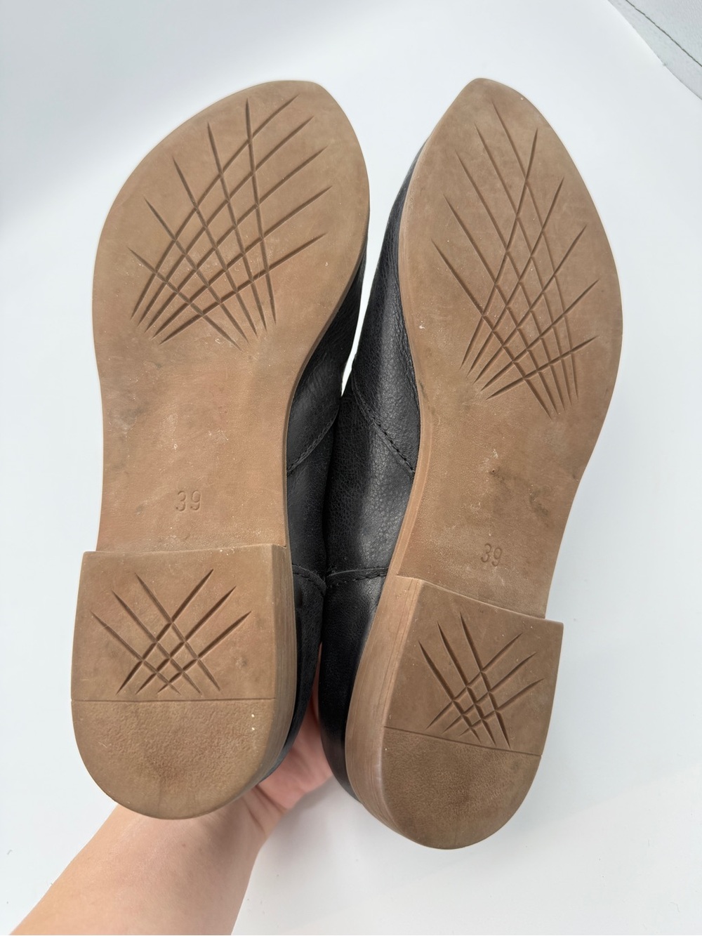 Beuno Blake Flat Leather Slip On Cut Out Soft 39 - Picture 7 of 8